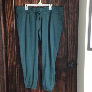 Isabel maternity lounge pants size XL, excellent condition!